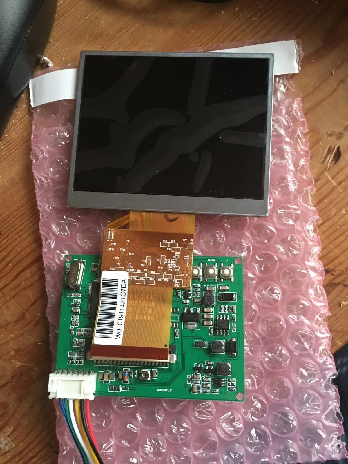 The composite screen and its driver board