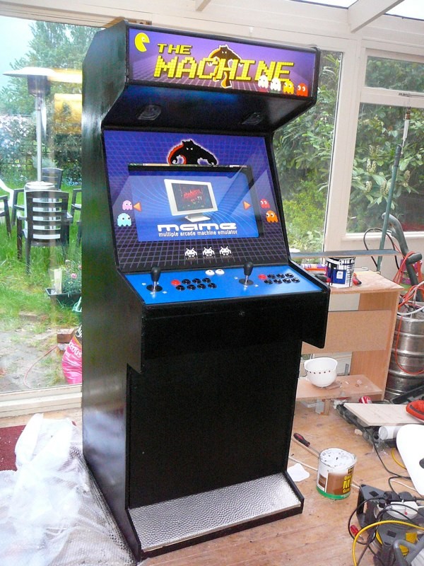 The Machine with the Maximus Arcade front end running